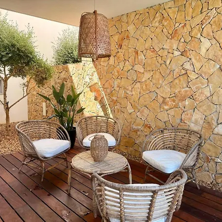 Villa Paradis - Up To 8 Guests - Heated Pool *